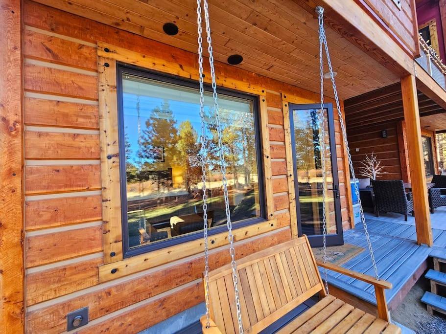 Beautiful Riverfront Near Mt Bachelor With Hot Tub Bend Εξωτερικό φωτογραφία